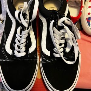 Black vans